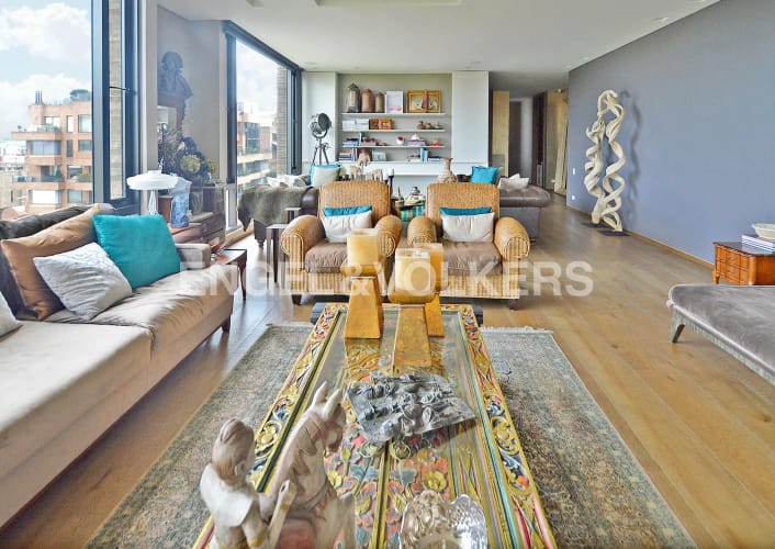 Apartamento de 3 alcobas en venta en Chico Norte, Bogotá, 362 m² · foto 2 de 17