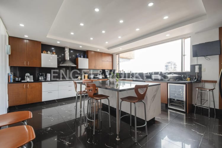 Apartamento de 4 alcobas en venta en Chicó Reservado, Bogotá, 381 m² · foto 8 de 20