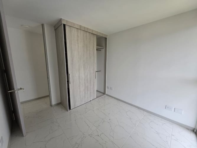 Apartamento de 3 alcobas en arriendo en Maraya, Pereira, 72 m² · foto 4 de 10