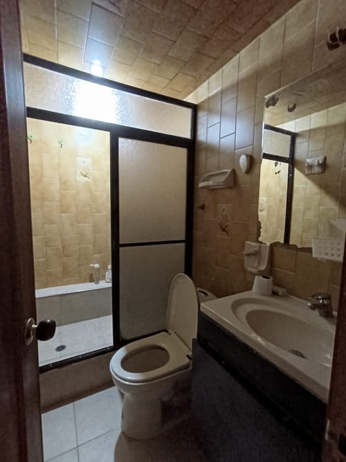 Apartamento de 3 alcobas en venta en Santa Barbara, Bogotá, 140 m² · foto 16 de 22