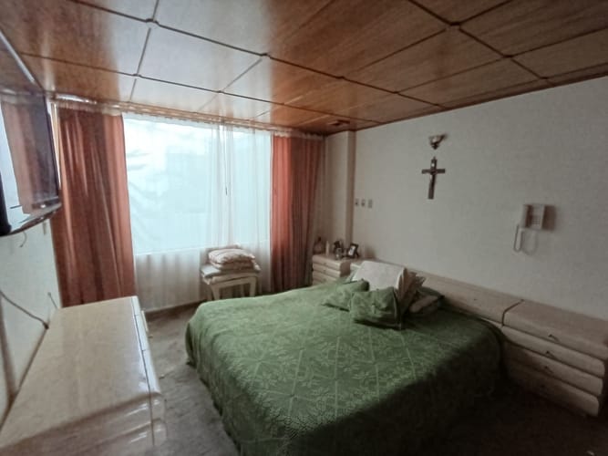 Apartamento de 3 alcobas en venta en Santa Barbara, Bogotá, 140 m² · foto 9 de 22