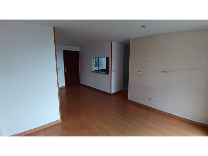 Apartamento de 3 alcobas en venta en Serrezuela, Mosquera, 72 m² · foto 3 de 21