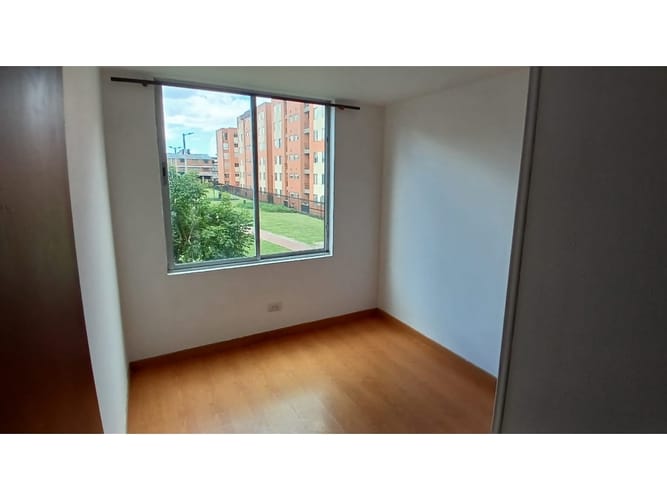 Apartamento de 3 alcobas en venta en Serrezuela, Mosquera, 72 m² · foto 11 de 21