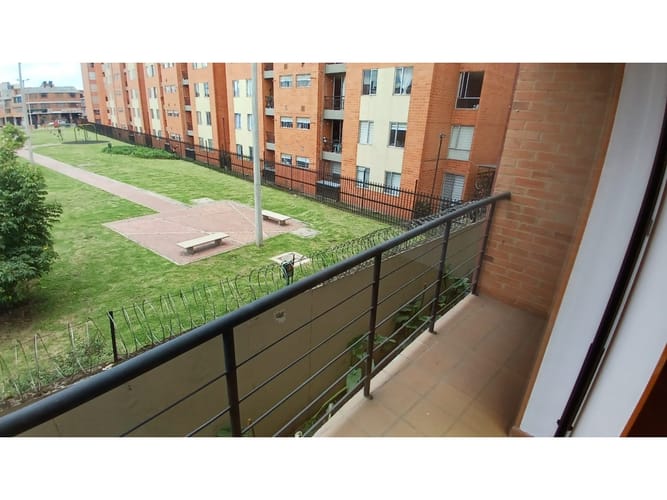 Apartamento de 3 alcobas en venta en Serrezuela, Mosquera, 72 m² · foto 12 de 21
