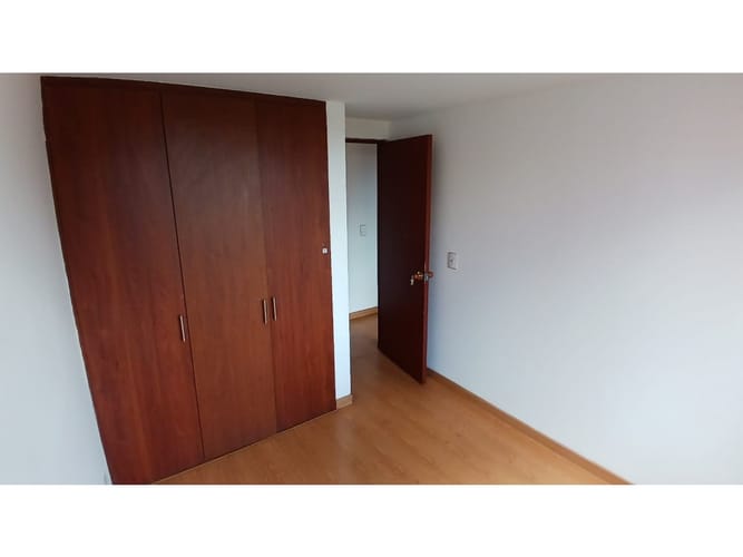 Apartamento de 3 alcobas en venta en Serrezuela, Mosquera, 72 m² · foto 15 de 21