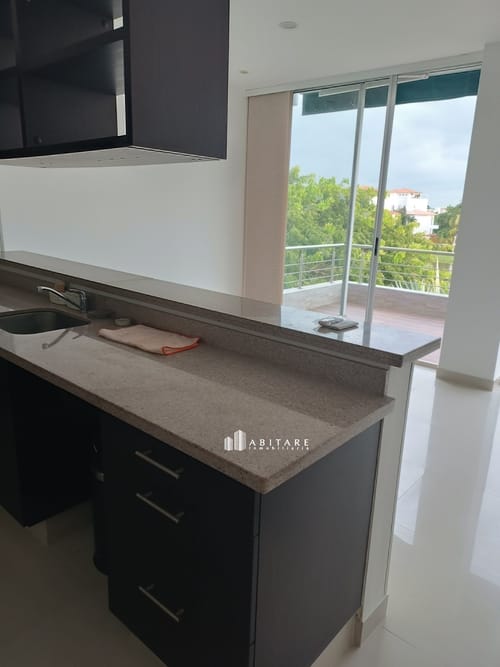 Apartaestudio en arriendo en Condominio Laguna Club, Cartagena, 76 m² · foto 3 de 7
