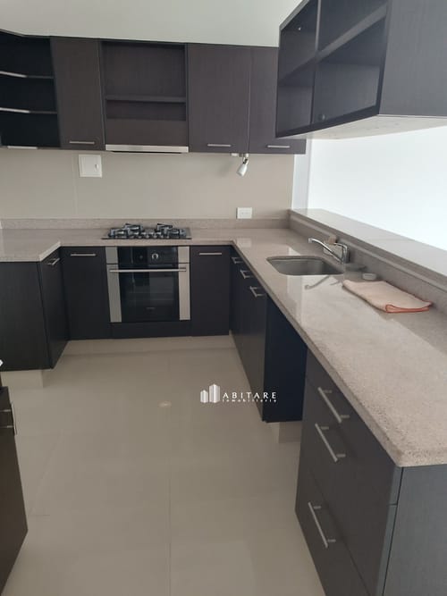 Apartaestudio en arriendo en Condominio Laguna Club, Cartagena, 76 m² · foto 4 de 7
