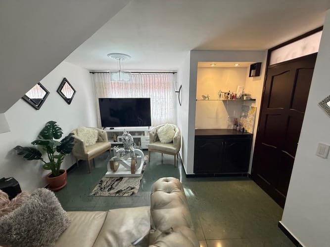 Casa de 3 alcobas en venta en Villa Del Sol, Cali, 120 m² · foto 2 de 14
