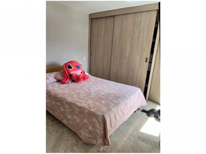 Apartamento de 3 alcobas en venta en Centro, Itagüí, 65 m² · foto 2 de 17