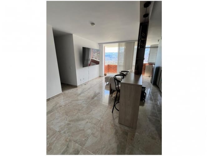Apartamento de 3 alcobas en venta en Centro, Itagüí, 65 m² · foto 6 de 17