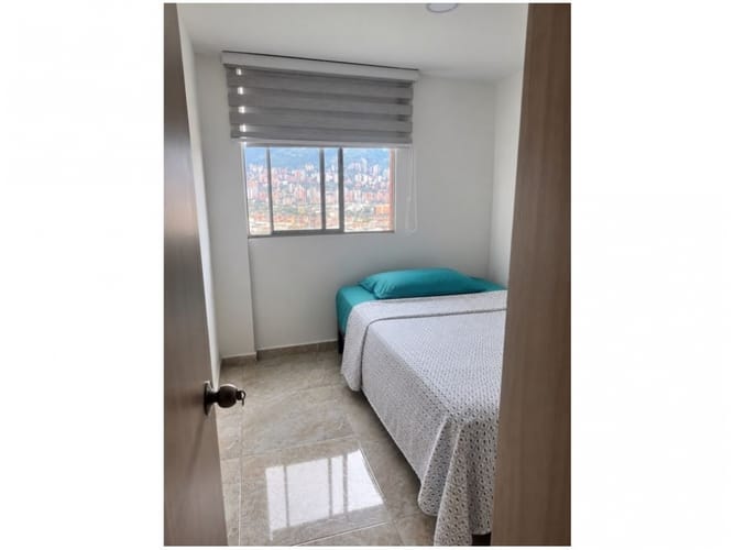Apartamento de 3 alcobas en venta en Centro, Itagüí, 65 m² · foto 7 de 17