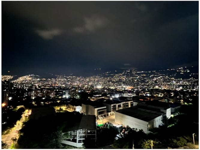 Apartamento de 3 alcobas en venta en Centro, Itagüí, 65 m² · foto 16 de 17