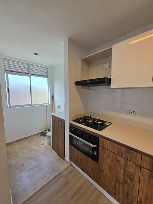 Apartamento de 3 alcobas en venta en Suramerica, Itagüí, 85 m² · foto 6 de 24