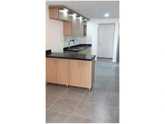 Apartamento de 3 alcobas en venta en Terranova, Itagüí, 60 m² · foto 1 de 8