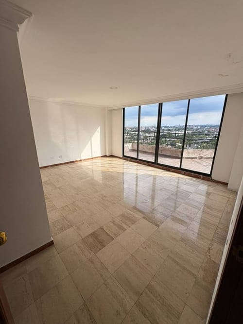 Apartamento de 3 alcobas en arriendo en Camino Real, Cali, 110 m² · foto 3 de 15