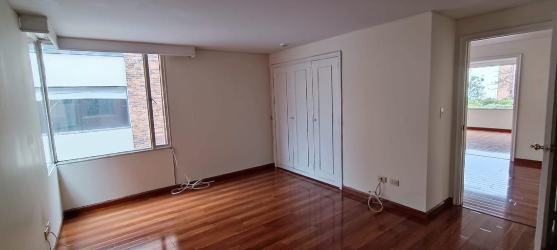 Apartamento de 3 alcobas en venta en Santa Barbara, Bogotá, 170 m² · foto 10 de 14