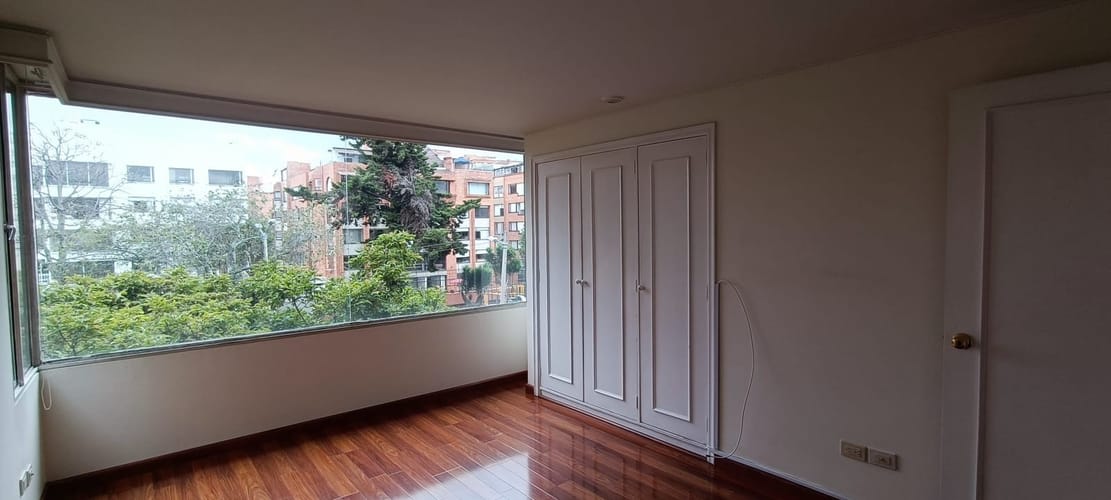 Apartamento de 3 alcobas en venta en Santa Barbara, Bogotá, 170 m² · foto 3 de 14
