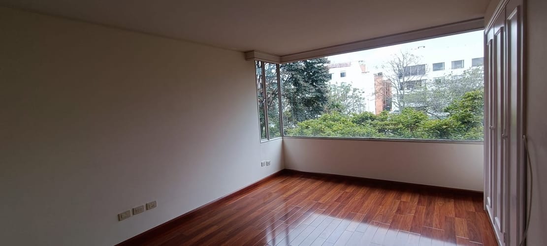 Apartamento de 3 alcobas en venta en Santa Barbara, Bogotá, 170 m² · foto 8 de 14