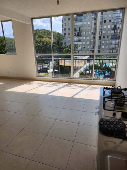 Apartamento de 2 alcobas en arriendo en Belalcazar, Yumbo, 49 m² · foto 4 de 16