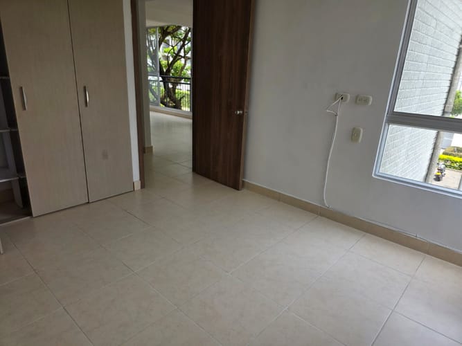Apartamento de 2 alcobas en arriendo en Belalcazar, Yumbo, 49 m² · foto 5 de 16