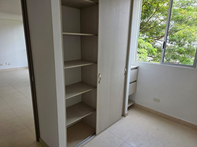 Apartamento de 2 alcobas en arriendo en Belalcazar, Yumbo, 49 m² · foto 6 de 16