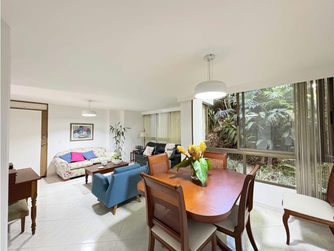 Apartamento de 2 alcobas en venta en El Diamante 2, Medellín, 83 m² · foto 2 de 9