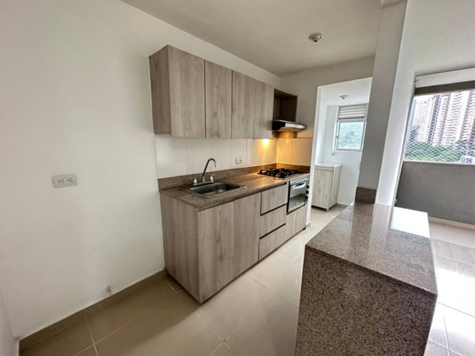 Apartamento de 3 alcobas en arriendo en Bucaros, Bello, 70 m² · foto 2 de 20