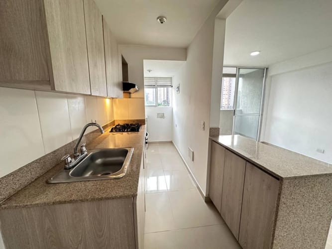 Apartamento de 3 alcobas en arriendo en Bucaros, Bello, 70 m² · foto 4 de 20