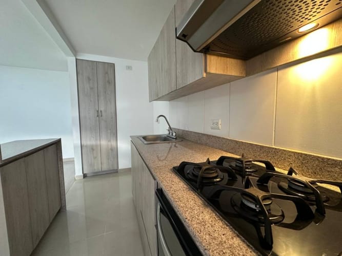 Apartamento de 3 alcobas en arriendo en Bucaros, Bello, 70 m² · foto 5 de 20