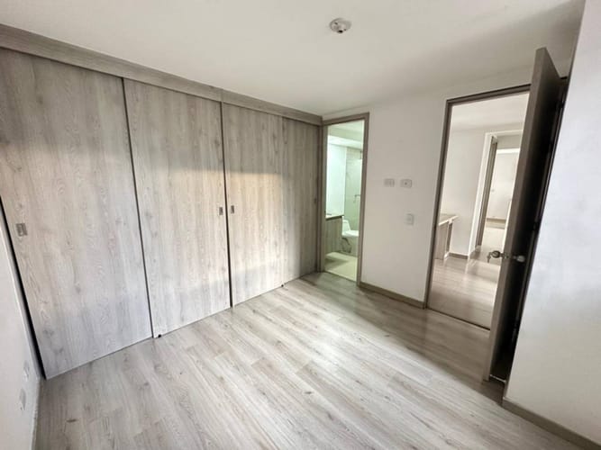 Apartamento de 3 alcobas en arriendo en Bucaros, Bello, 70 m² · foto 18 de 20