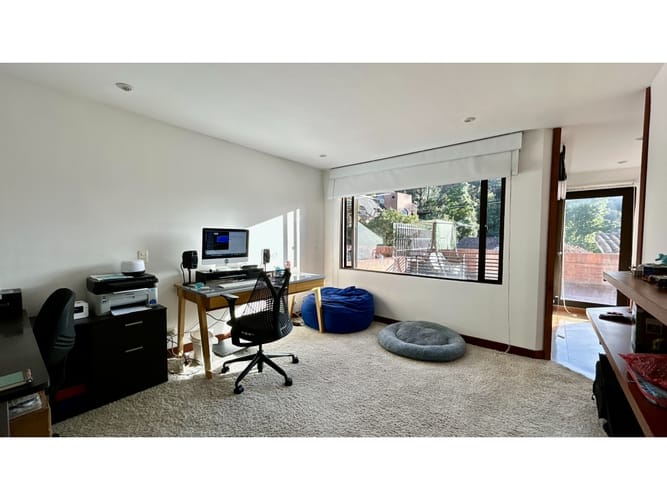 Casa de 3 alcobas en venta en Santa Barbara, Bogotá, 217 m² · foto 18 de 24