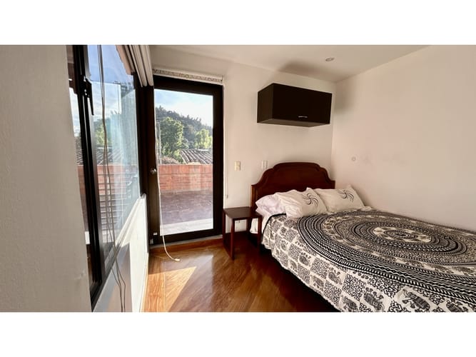 Casa de 3 alcobas en venta en Santa Barbara, Bogotá, 217 m² · foto 20 de 24