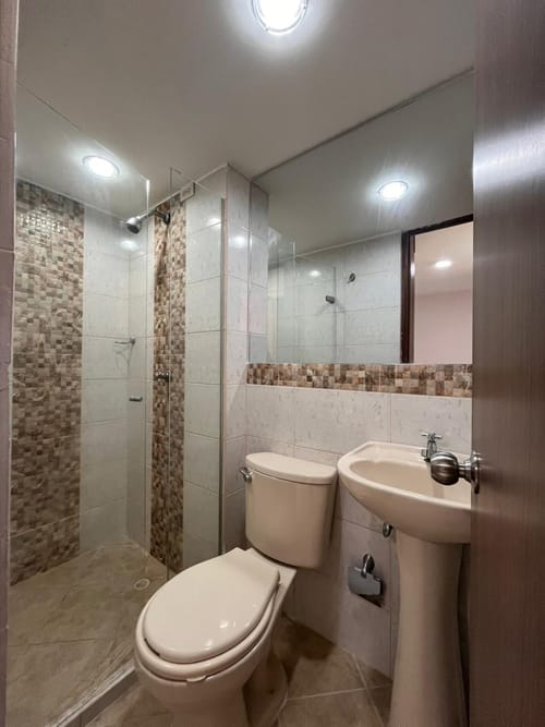 Apartamento de 3 alcobas en venta en Quitasol, Bello, 65 m² · foto 4 de 6
