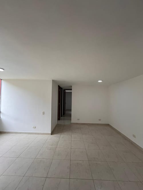 Apartamento de 3 alcobas en venta en Quitasol, Bello, 65 m² · foto 6 de 6