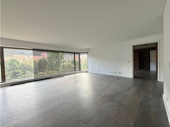 Apartamento de 3 alcobas en venta en La Cabrera, Bogotá, 367 m² · foto 1 de 21