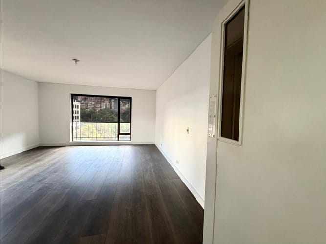 Apartamento de 3 alcobas en venta en La Cabrera, Bogotá, 367 m² · foto 18 de 21