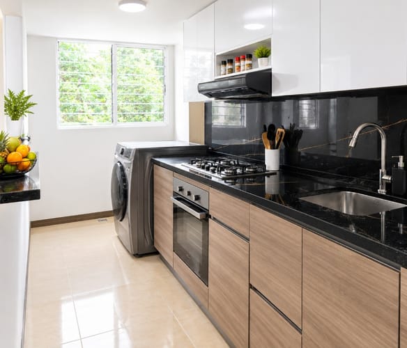 Apartamento de 3 alcobas en venta en Colina Campestre, Bogotá, 76 m² · foto 4 de 12
