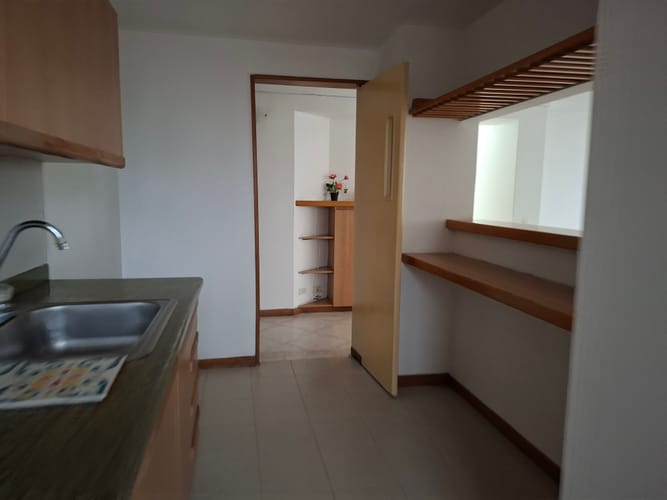 Apartamento de 2 alcobas en venta en Loma De Los Bernal, Medellín, 119 m² · foto 9 de 20