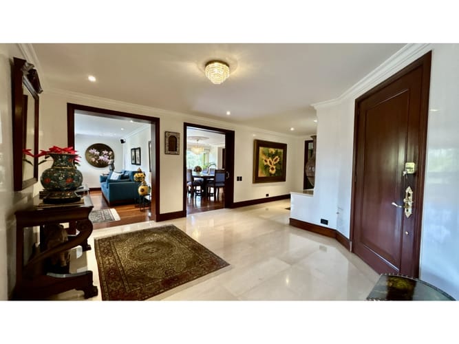 Apartamento de 5 alcobas en venta en Chicó Alto, Bogotá, 516 m² · foto 5 de 24