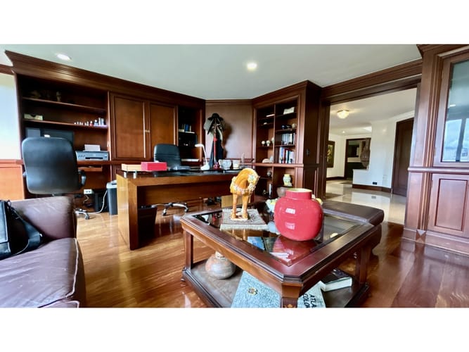 Apartamento de 5 alcobas en venta en Chicó Alto, Bogotá, 516 m² · foto 8 de 24