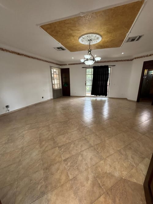 Casa de 7 alcobas en arriendo en Cristales, Cali, 600 m² · foto 2 de 24