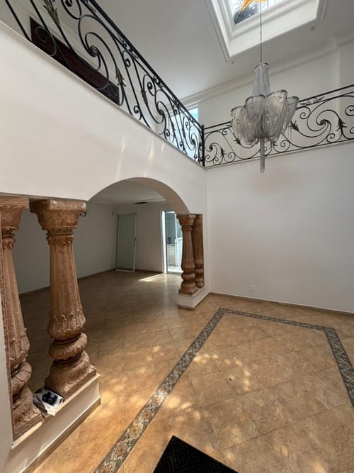 Casa de 7 alcobas en arriendo en Cristales, Cali, 600 m² · foto 3 de 24