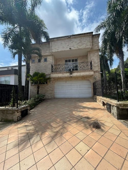 Casa de 7 alcobas en arriendo en Cristales, Cali, 600 m² · foto 5 de 24