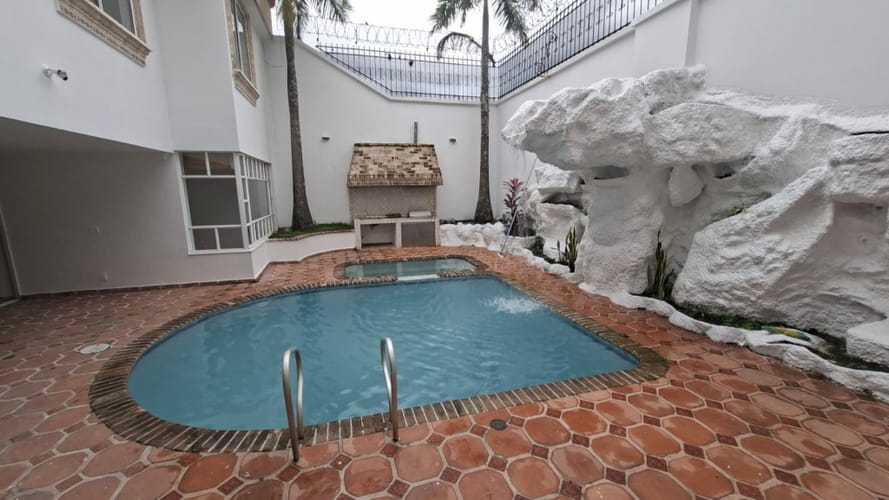 Casa de 7 alcobas en arriendo en Cristales, Cali, 600 m² · foto 15 de 24