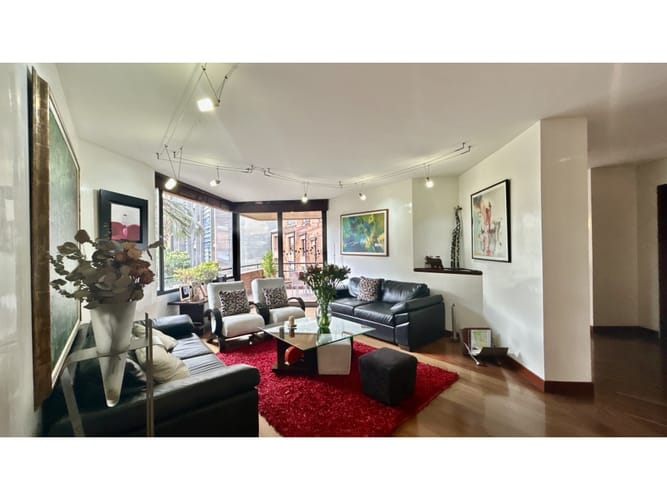 Apartamento de 3 alcobas en arriendo en Chapinero, Bogotá, 245 m² · foto 1 de 24