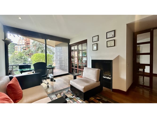 Apartamento de 3 alcobas en arriendo en Chapinero, Bogotá, 245 m² · foto 3 de 24