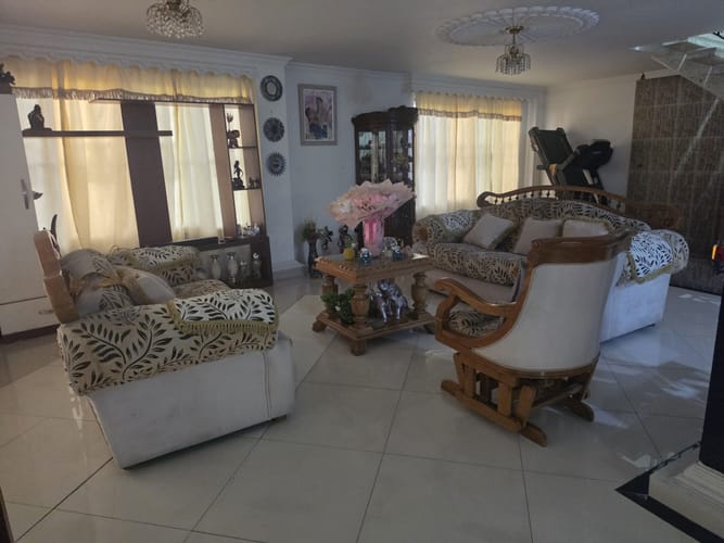 Casa de 6 alcobas en venta en La Hacienda, Cali, 320 m² · foto 4 de 24