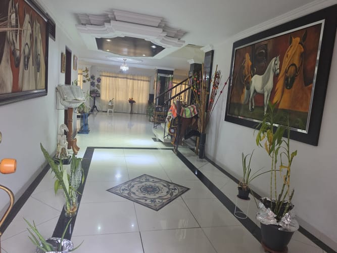 Casa de 6 alcobas en venta en La Hacienda, Cali, 320 m² · foto 6 de 24
