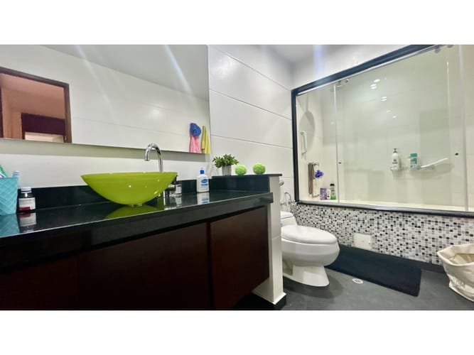 Apartamento de 3 alcobas en arriendo en Chapinero, Bogotá, 245 m² · foto 22 de 24