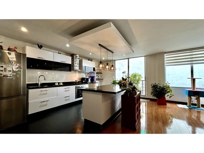 Apartamento de 3 alcobas en venta en Santa Paula, Bogotá, 185 m² · foto 8 de 24
